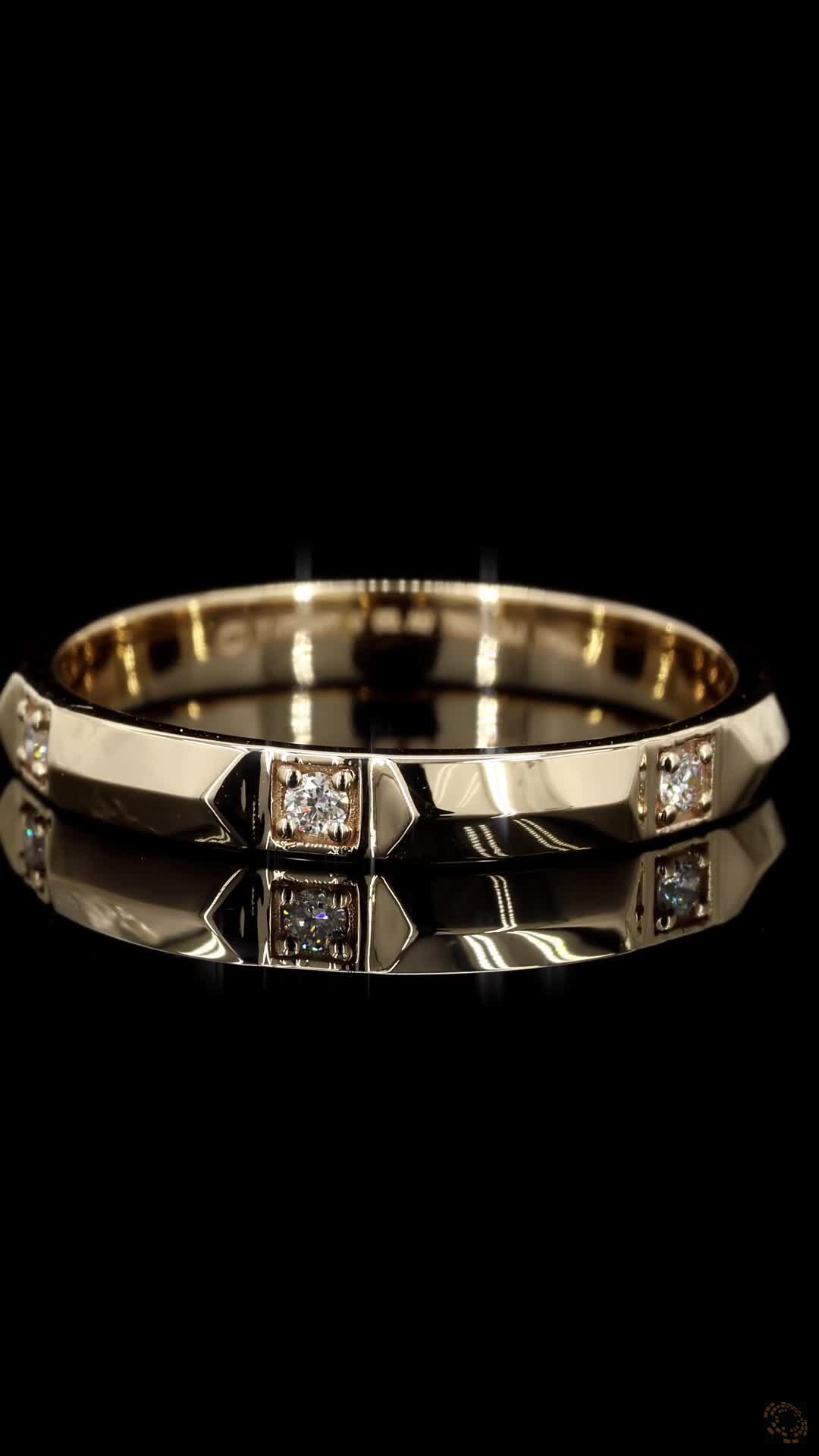 18k Custom Diamond Ring